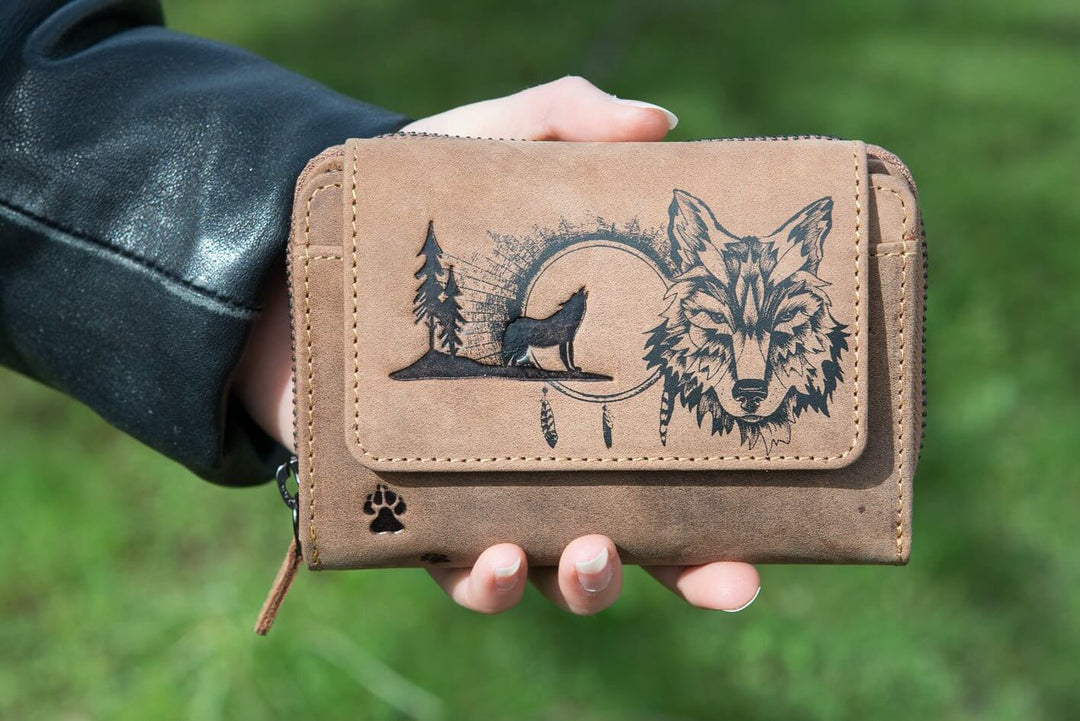 Bild: Damen Geldbörse mit Wolf Motiv