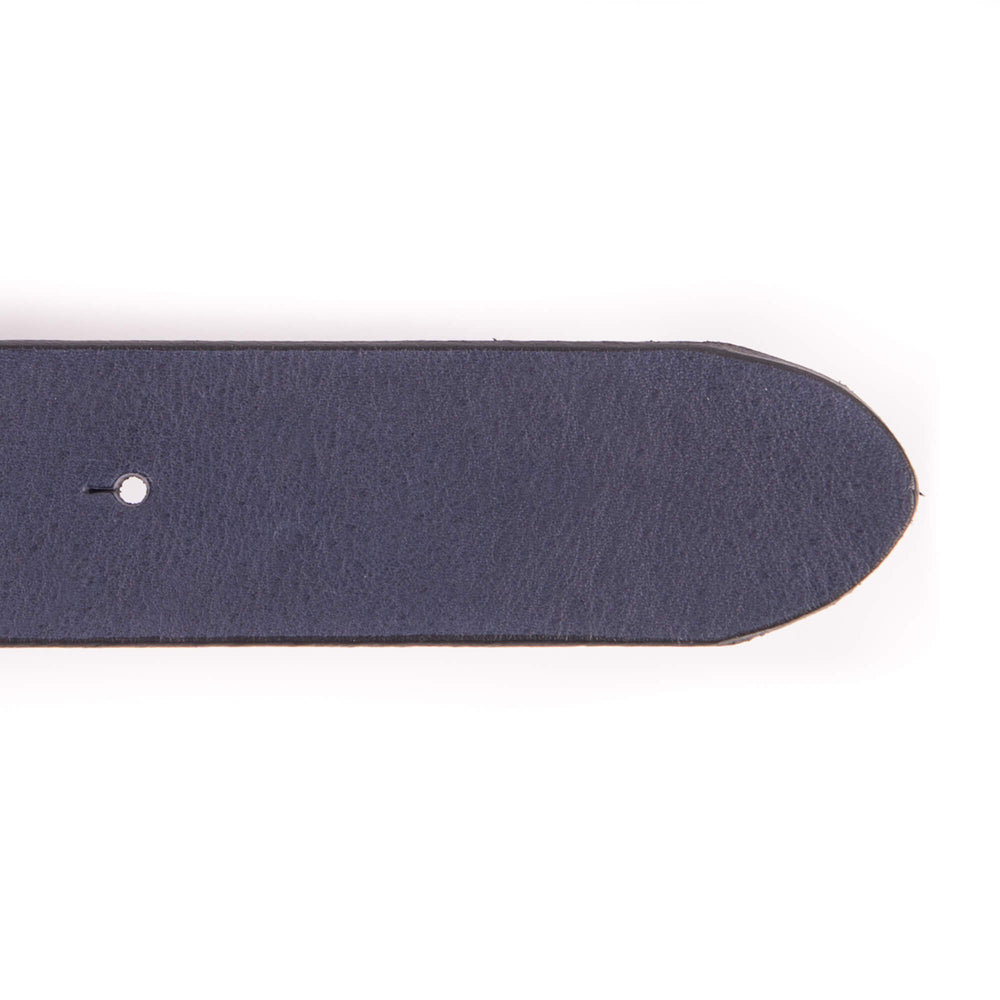 Bild: Endtstück von einem Ledergürtel in einem glatten Blau