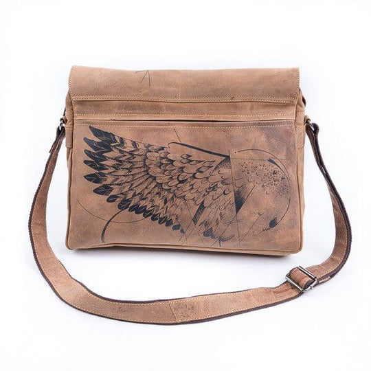 Bild: Tasche aus Leder Eule die Rückseite mit Flügel-Motiv