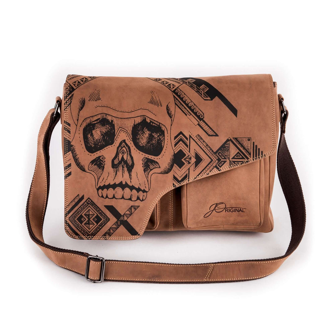 Bild: Tasche aus Leder Totenkopf